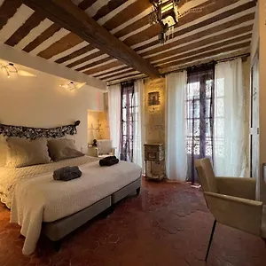 le-regardeur.fr-provencehotel.com/