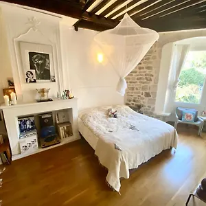 la-maison-sainte-claire.fr-provencehotel.com/