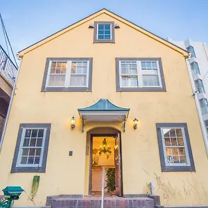 Hostel Iza Enoshima And Bar